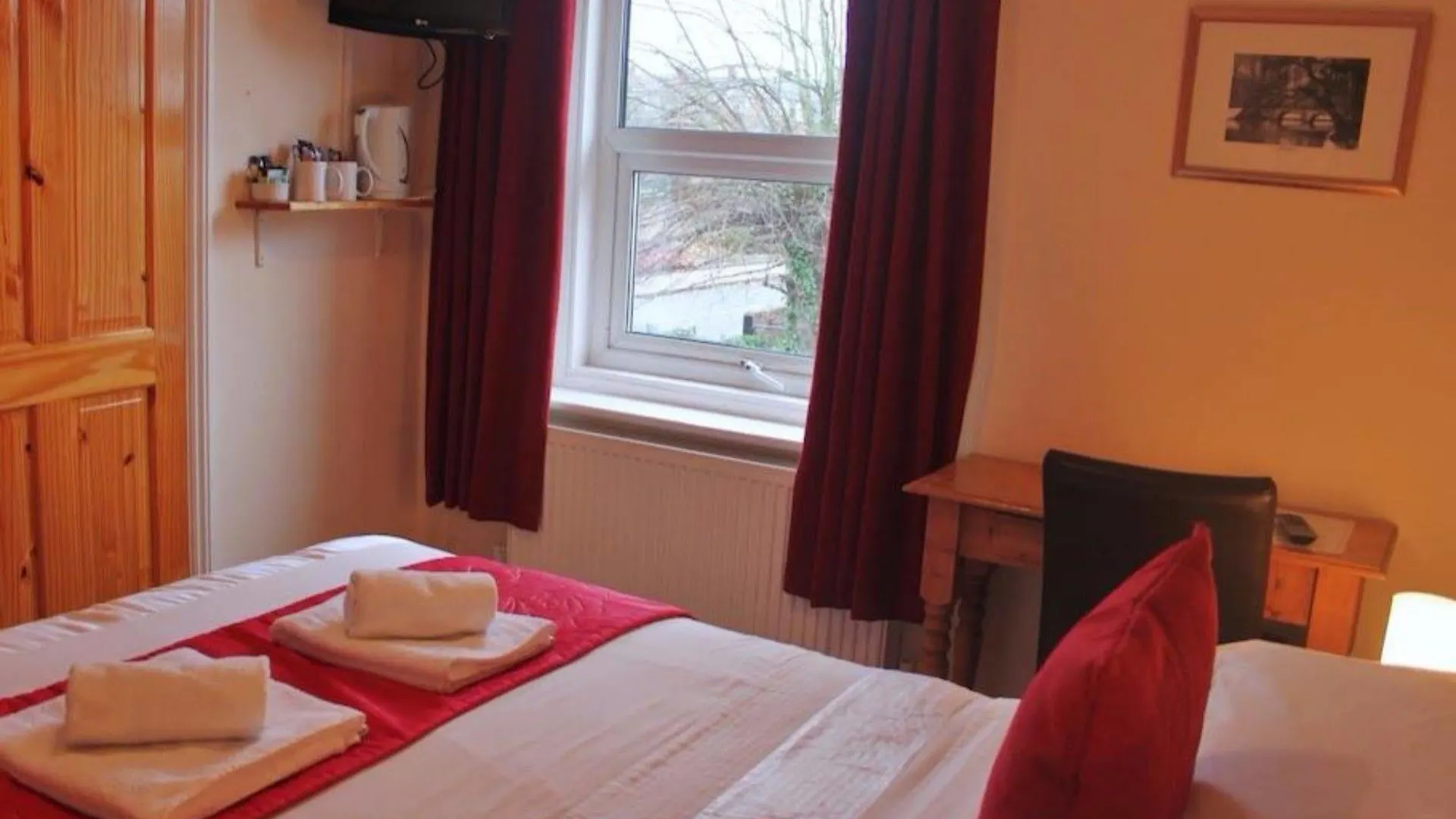 A & B Guest House Cambridge Ltd